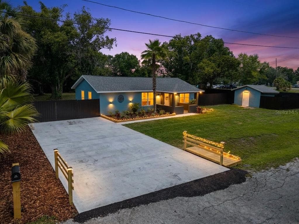 21149 LITTLE LAKE THOMAS ROAD, LAND O LAKES, FL 34638