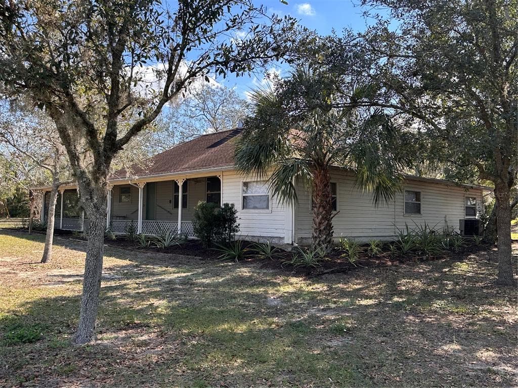 3900 CHALET SUZANNE DRIVE, LAKE WALES, FL 33859
