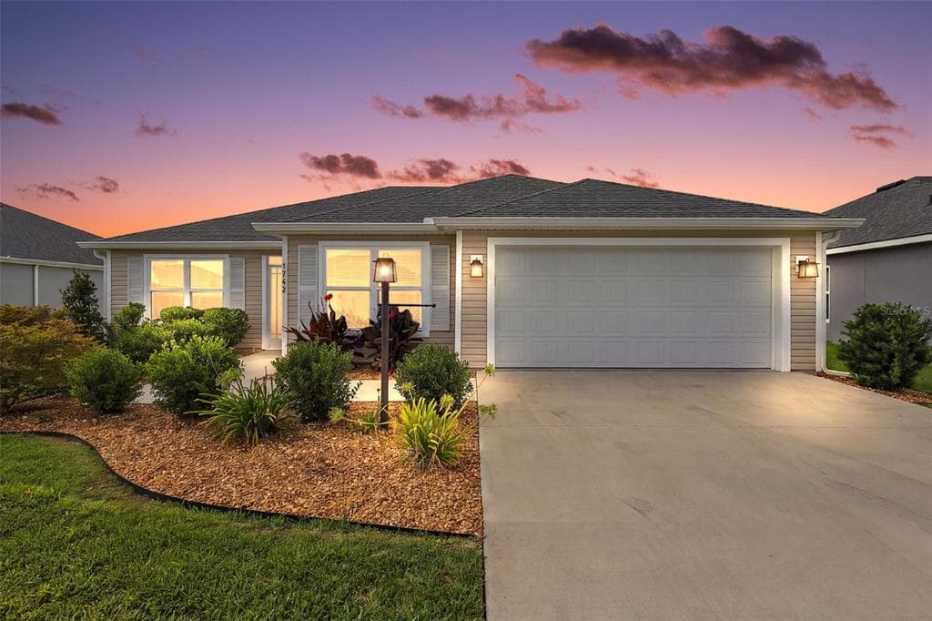 1742 JAMES GRAY STREET, THE VILLAGES, FL 34762