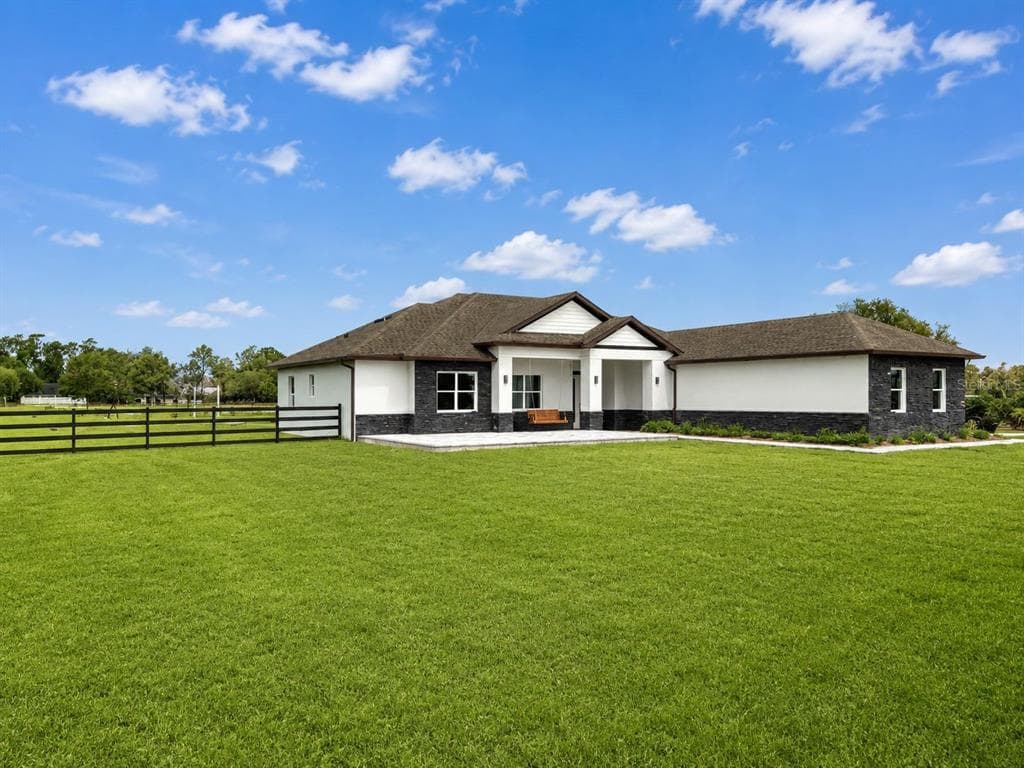 29121 CAN DO LANE, TAVARES, FL 32778