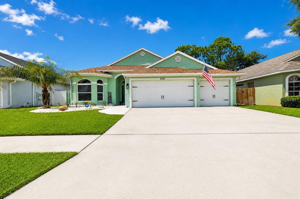 1747 WOOD BROOK STREET, TARPON SPRINGS, FL 34689