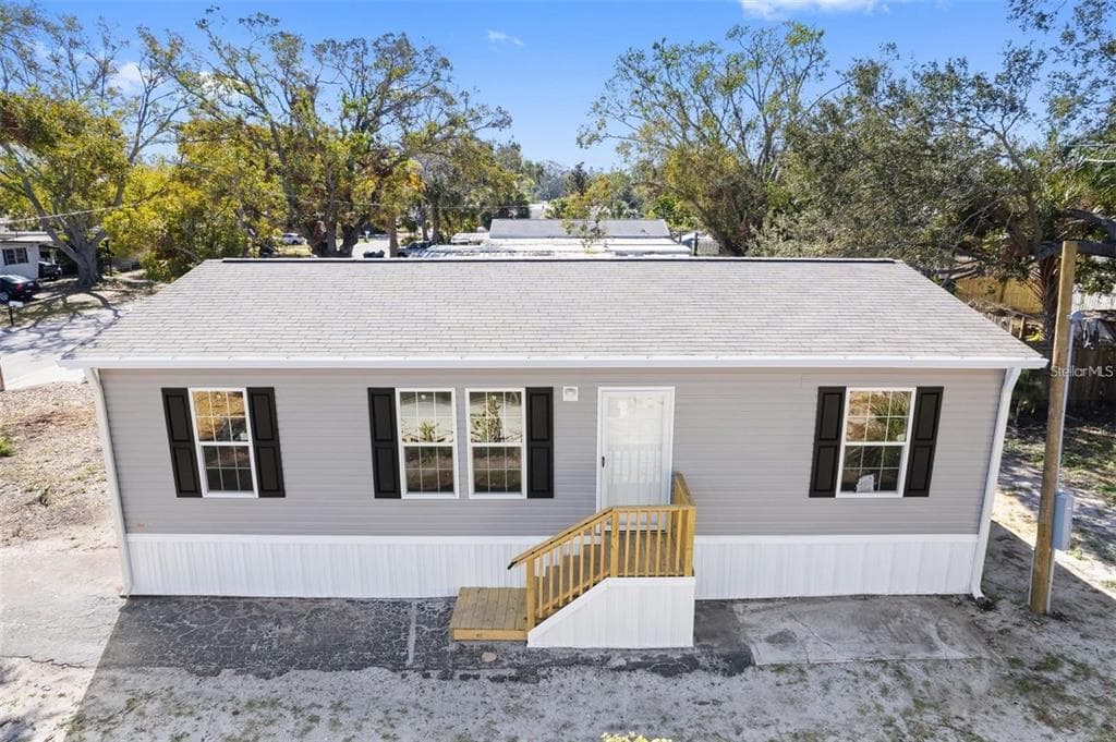 5234 YELLOW PINE STREET N, ST PETERSBURG, FL 33709