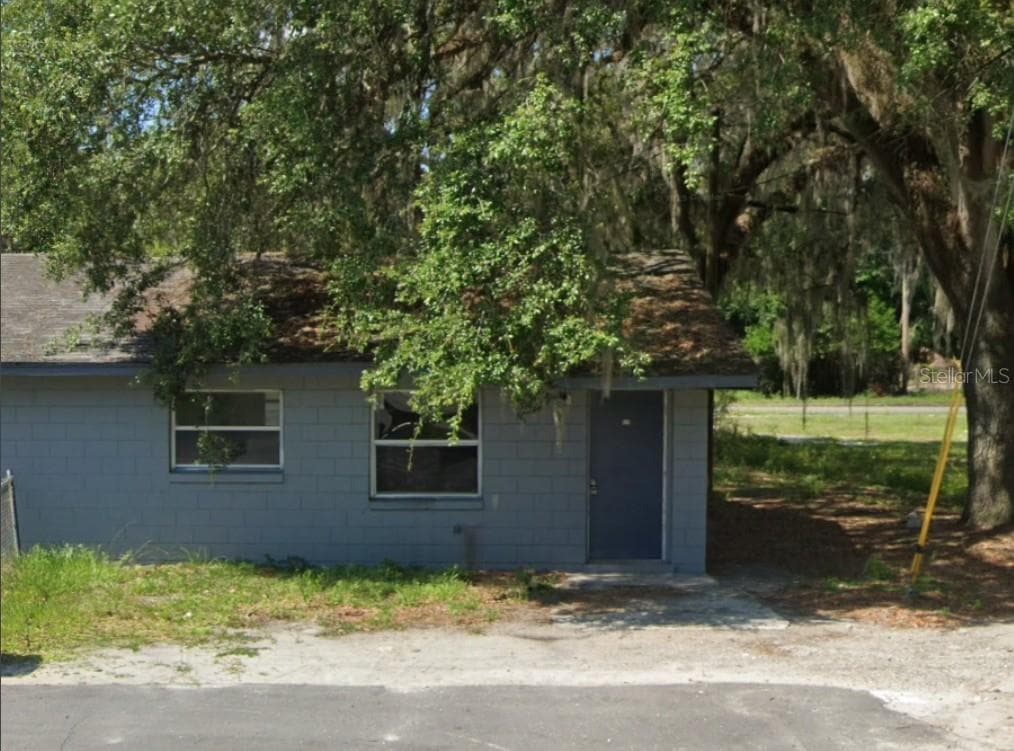 410 TERRY STREET, WILDWOOD, FL 34785