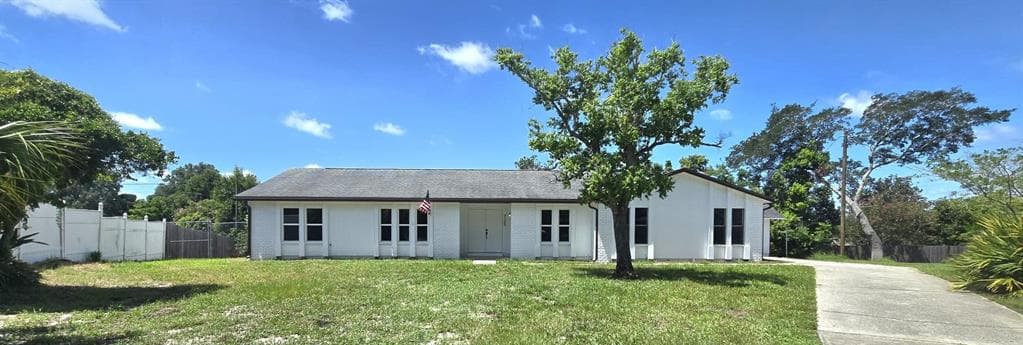725 TULIP COURT, DELTONA, FL 32725