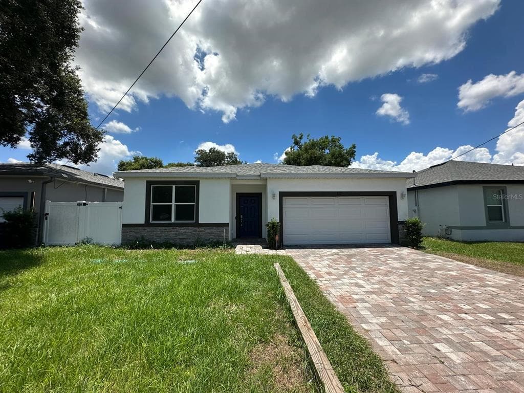 117 W MURPHY STREET, DAVENPORT, FL 33837