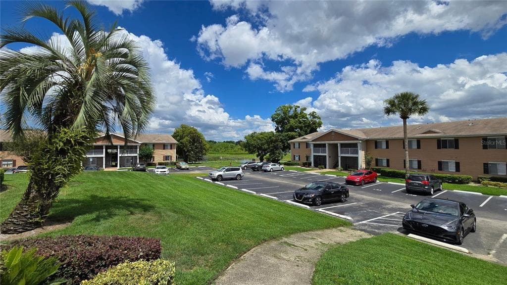 145 N PEARL LAKE CAUSEWAY # 204, ALTAMONTE SPRINGS, FL 32714