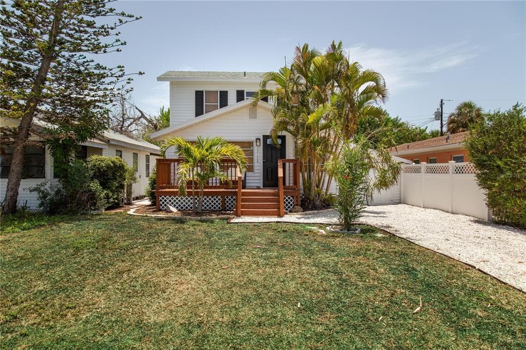 13148 3RD STREET E, MADEIRA BEACH, FL 33708