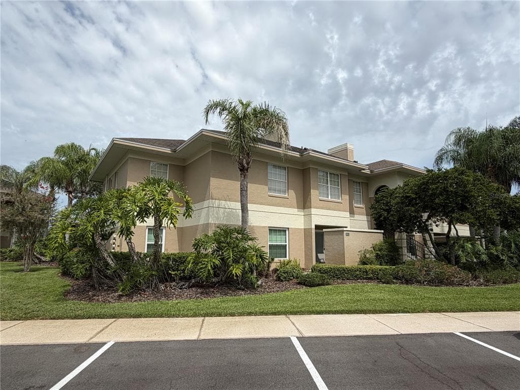 802 EAGLE POND DRIVE # 802, WINTER HAVEN, FL 33884