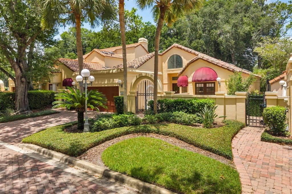 2480 VIA GENOVA, APOPKA, FL 32712