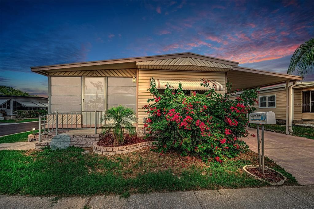 10539 TAHITIAN LANE # 112, LARGO, FL 33773