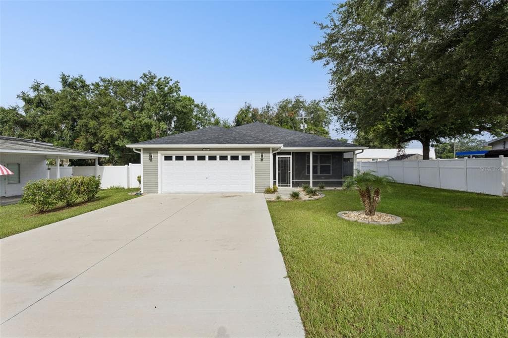 209 JEAN STREET, TAVARES, FL 32778