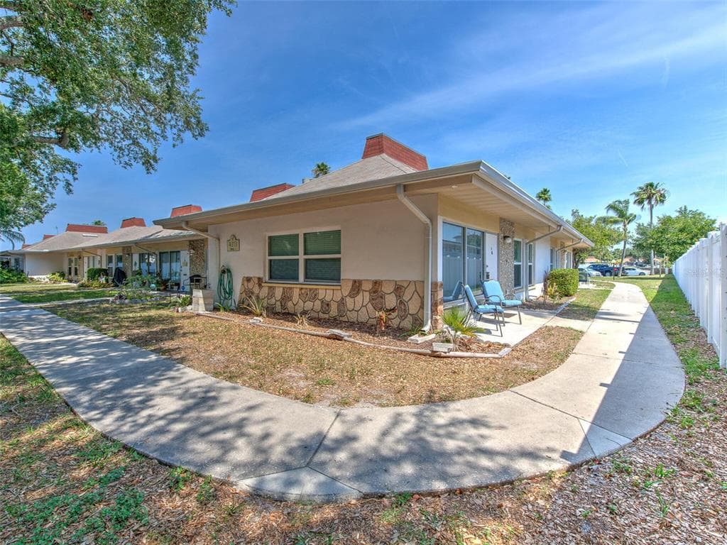 4313 TAHITIAN GARDENS CIRCLE # K, HOLIDAY, FL 34691