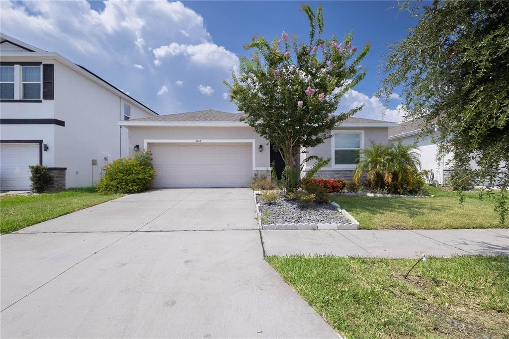 1215 OCEAN SPRAY DRIVE, RUSKIN, FL 33570