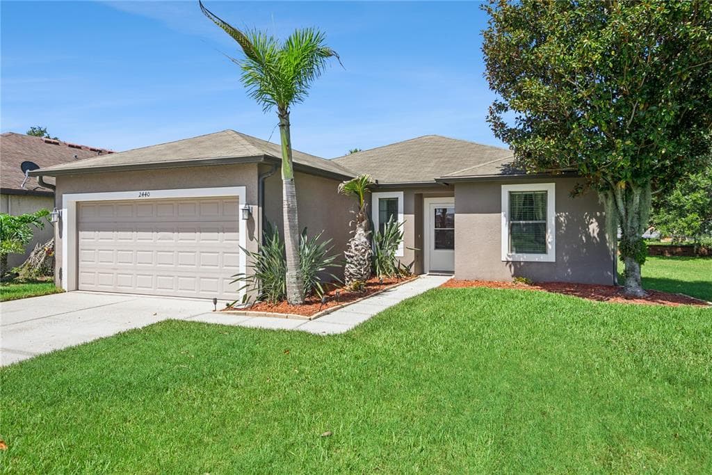 2440 VINEYARD CIRCLE, SANFORD, FL 32771