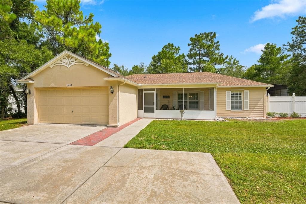 11095 FLATWOOD AVENUE, WEEKI WACHEE, FL 34613
