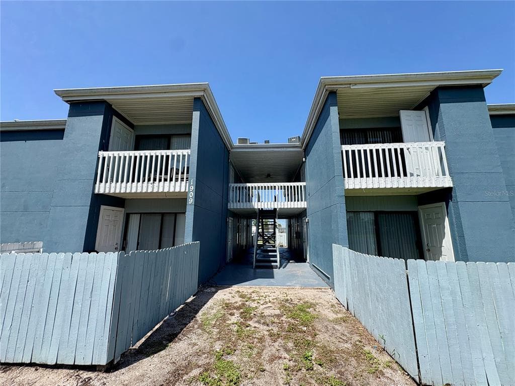 1909 5TH STREET W # H, BRADENTON, FL 34205