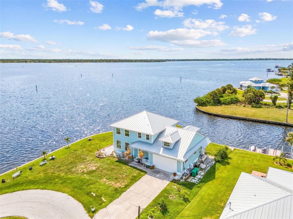 2380 VANCE TERRACE, PORT CHARLOTTE, FL 33981