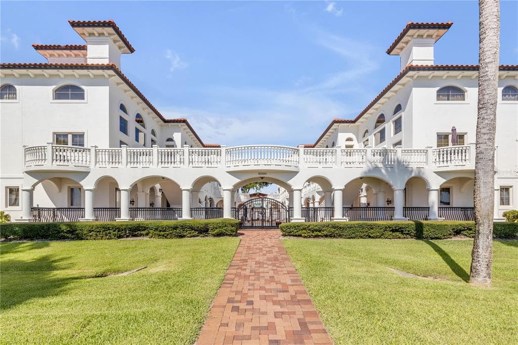 5090 RIVERSIDE DRIVE # 105, PORT ORANGE, FL 32127