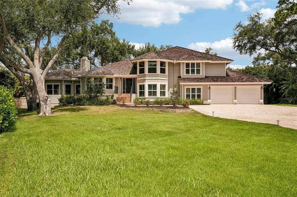 1675 LANDINGS LANE, SARASOTA, FL 34231