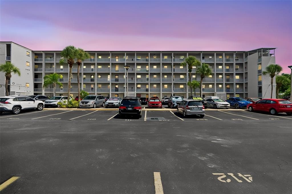 3074 LAKE BAYSHORE DR # O-120, BRADENTON, FL 34205