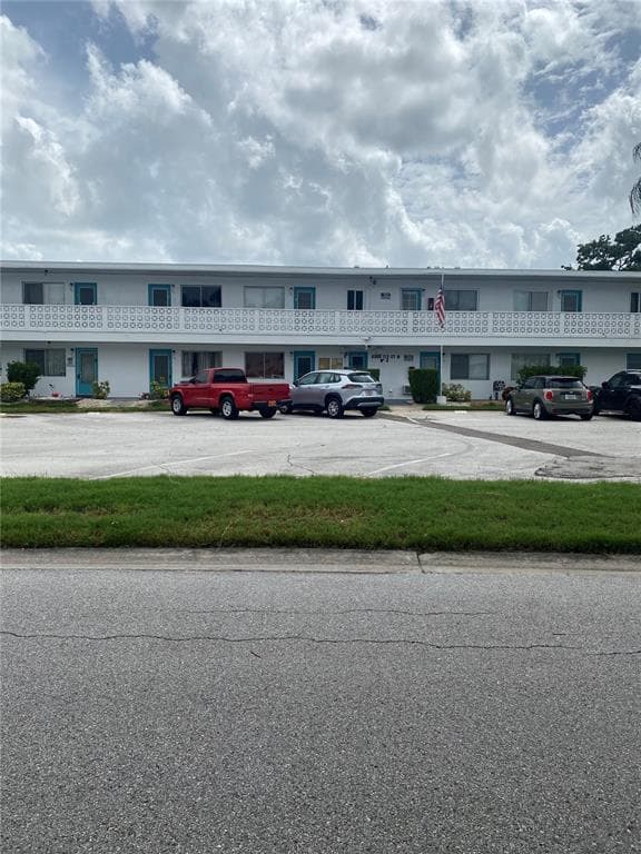 8350 112TH STREET # 104, SEMINOLE, FL 33772
