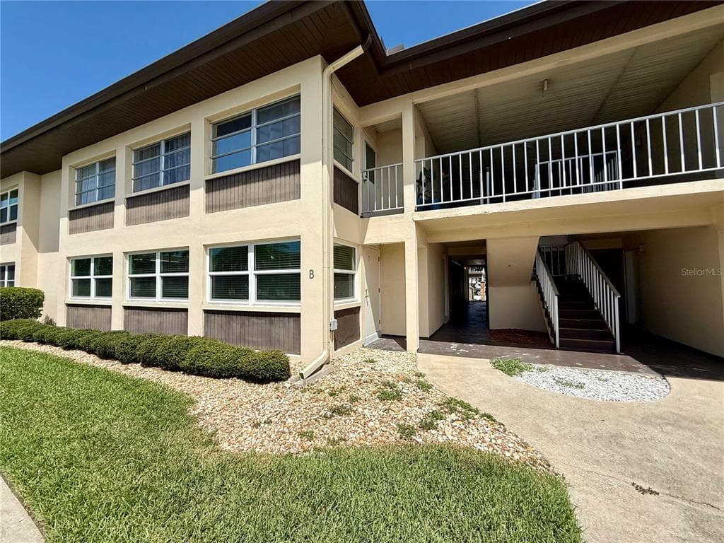 5111 AMULET DRIVE # B105, NEW PORT RICHEY, FL 34652