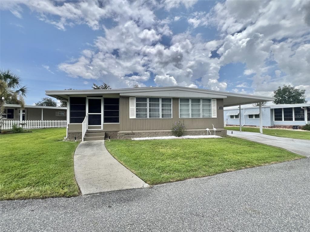 117 JACARANDA DRIVE, LEESBURG, FL 34748