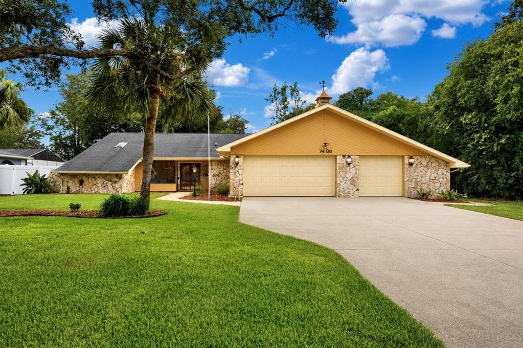 7488 RIVER COUNTRY DRIVE, WEEKI WACHEE, FL 34607