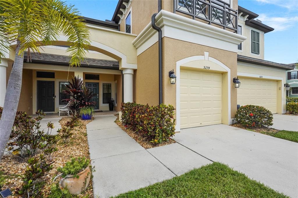 5274 78TH ST CIRCLE E, BRADENTON, FL 34203