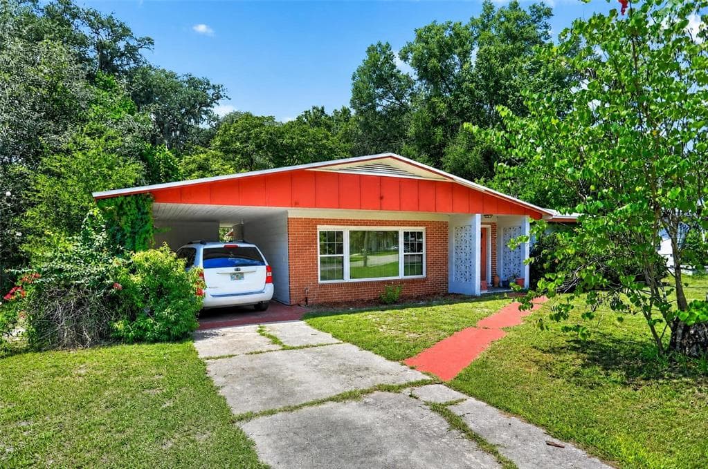 108 ASHLEY DRIVE, PALATKA, FL 32177