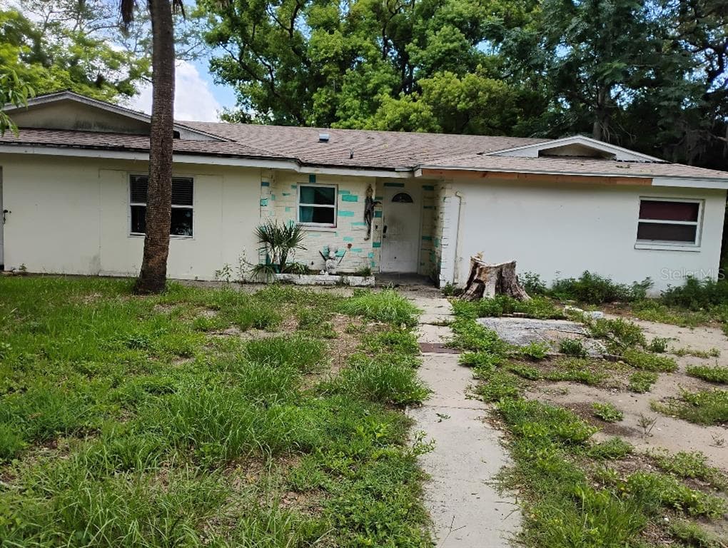 2157 RAILROAD AVENUE, SAFETY HARBOR, FL 34695