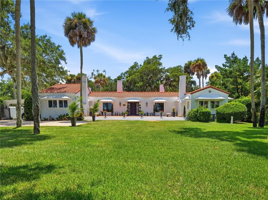 636 N RIVERSIDE DRIVE, NEW SMYRNA BEACH, FL 32168