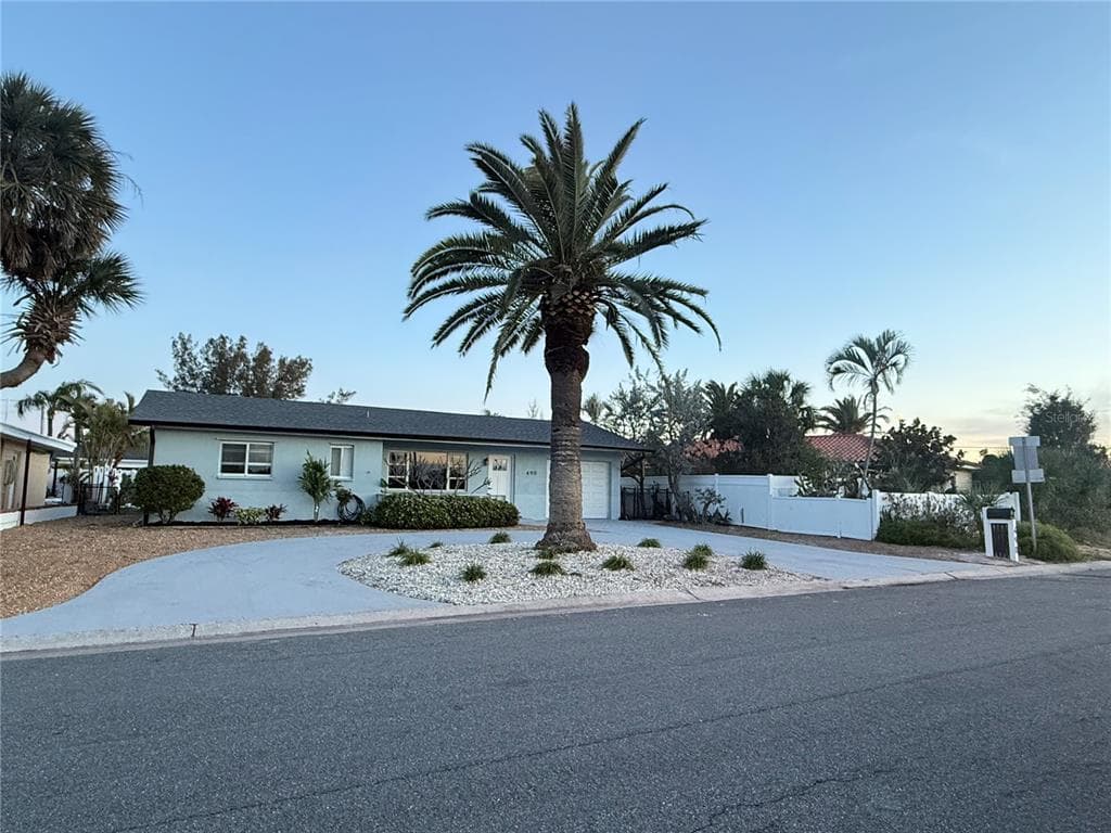490 82ND AVENUE, ST PETE BEACH, FL 33706