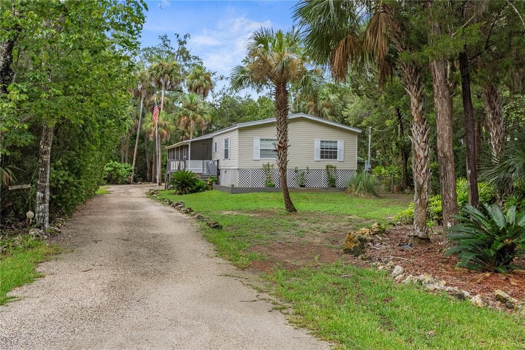 11720 W NORTH PLACE, HOMOSASSA, FL 34448