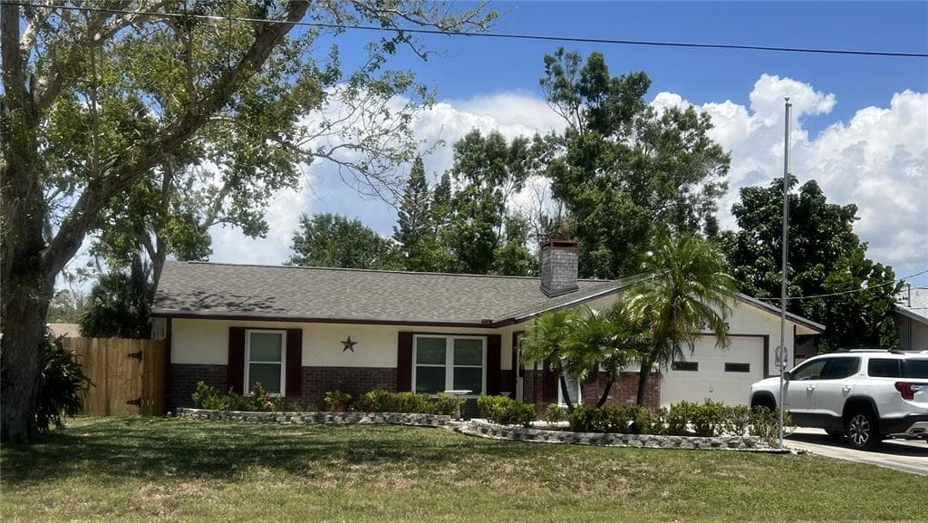 2425 DOUD STREET, SARASOTA, FL 34231