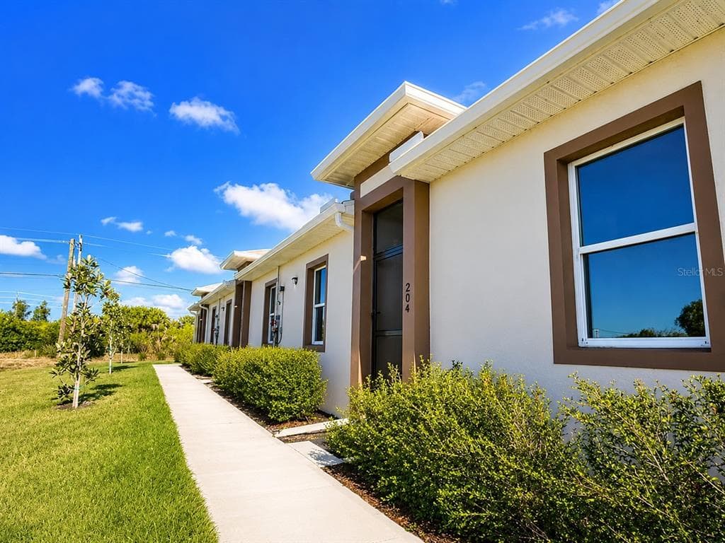 289 BOUNDARY BOULEVARD # 204, ROTONDA WEST, FL 33947