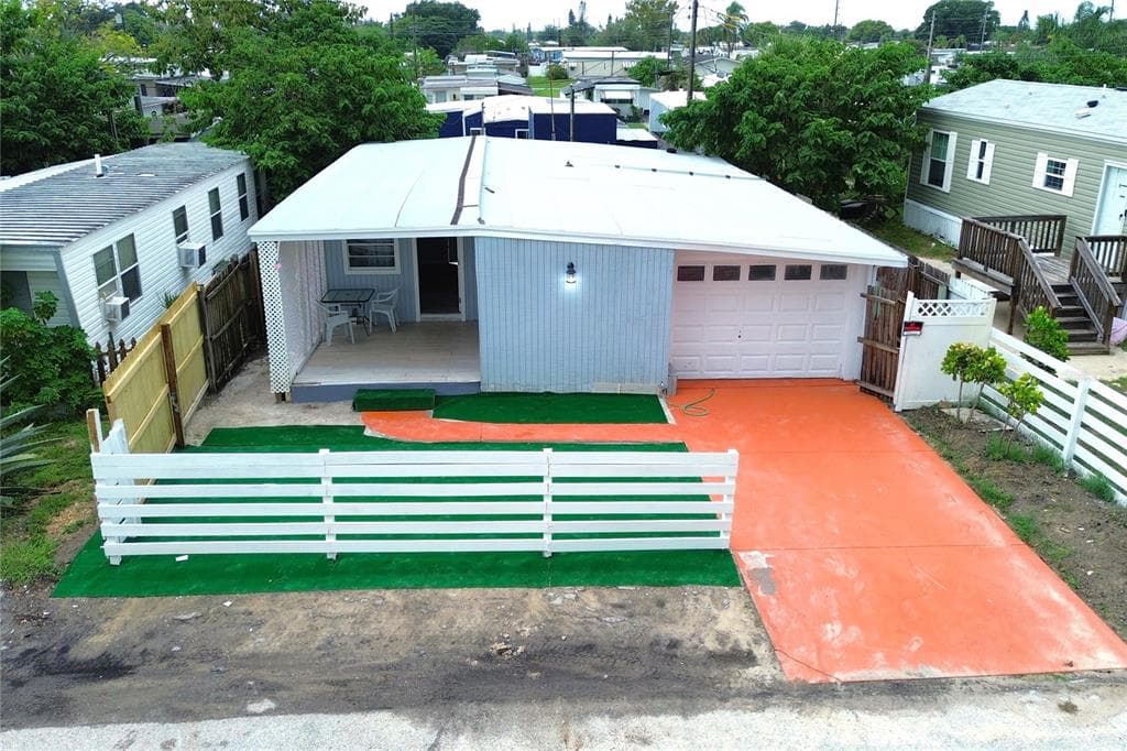 2135 ORANGE DRIVE, HOLIDAY, FL 34691