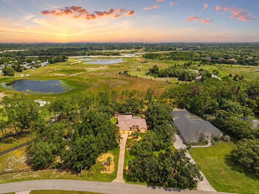 10307 WATERS EDGE COURT, WEEKI WACHEE, FL 34613