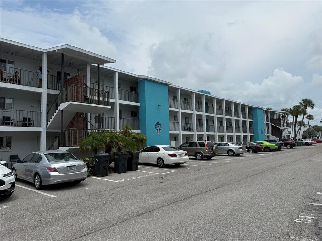2223 SUNSET DRIVE # E24, BRADENTON, FL 34207