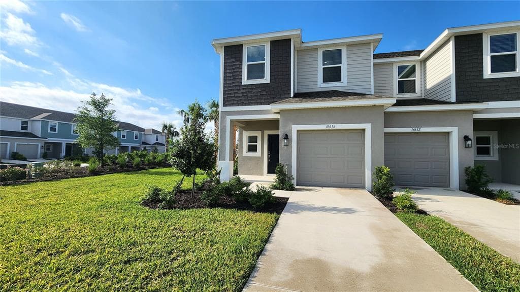16656 BERGAMO PLACE, LAKEWOOD RANCH, FL 34211