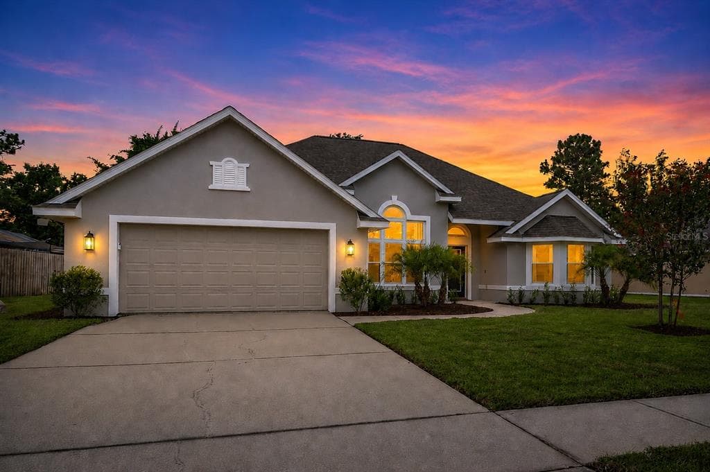 10 SOUTHERN TRACE BOULEVARD, ORMOND BEACH, FL 32174