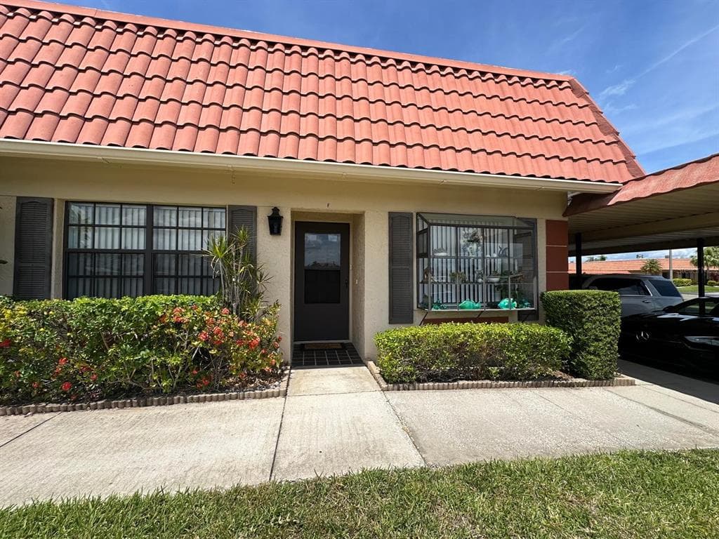 19029 US HIGHWAY 19 N # 21F, CLEARWATER, FL 33764