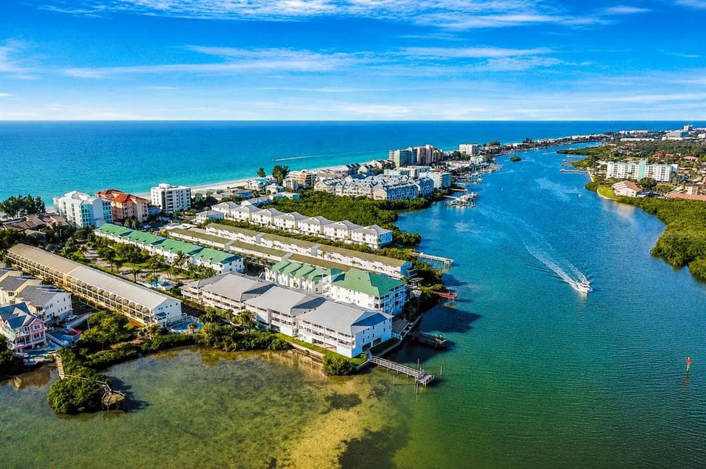 19811 GULF BOULEVARD # 102, INDIAN SHORES, FL 33785