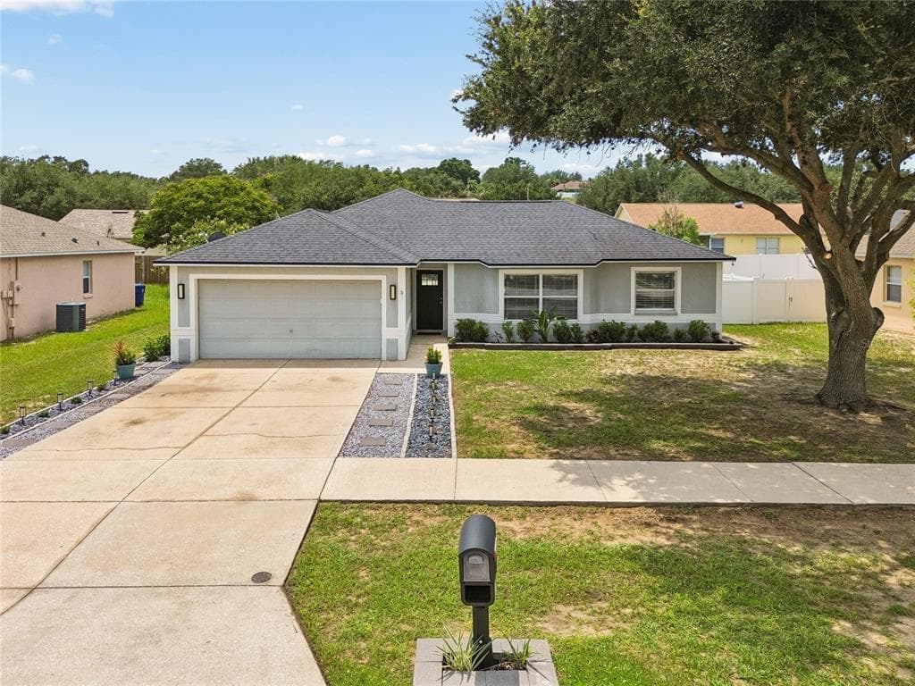717 LA COSTA STREET, MINNEOLA, FL 34715