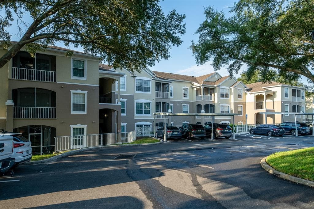 588 BRANTLEY TERRACE WAY # 305, ALTAMONTE SPRINGS, FL 32714