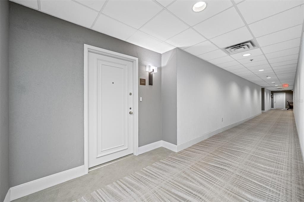 1 BEACH DRIVE SE # 2211, ST PETERSBURG, FL 33701