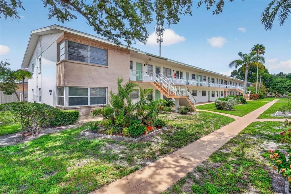 5955 18TH STREET N # 10, ST PETERSBURG, FL 33714