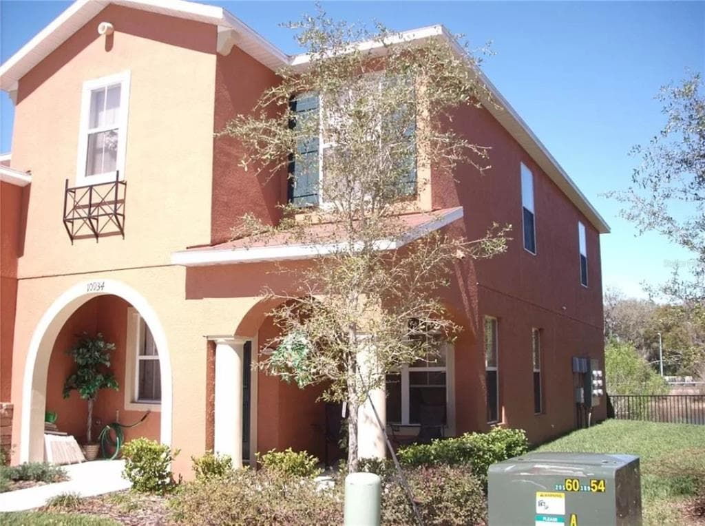 10934 JOHANNA AVENUE, RIVERVIEW, FL 33578