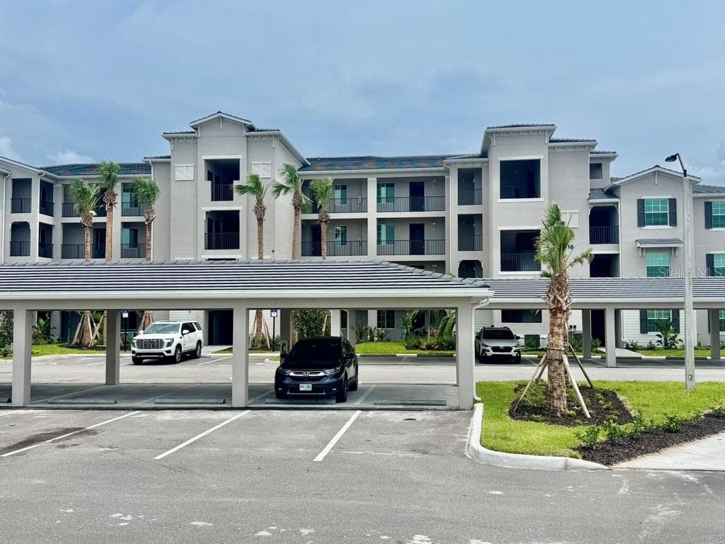 19116 SCALLOP LOOP # 207, LAKEWOOD RANCH, FL 34211