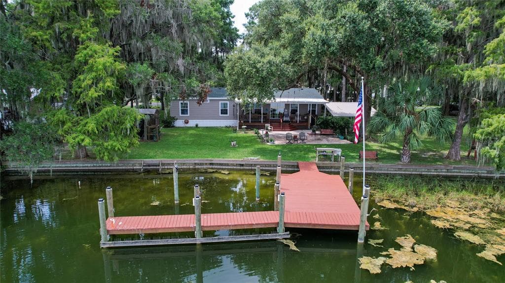 9065 W LAKEVIEW COURT, CRYSTAL RIVER, FL 34428